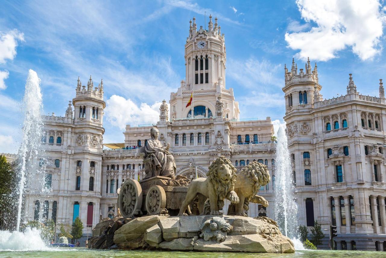 Woohoo Rooms Hortaleza Madrid Exterior photo